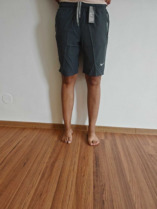 pantaloni scurti barbati Nike