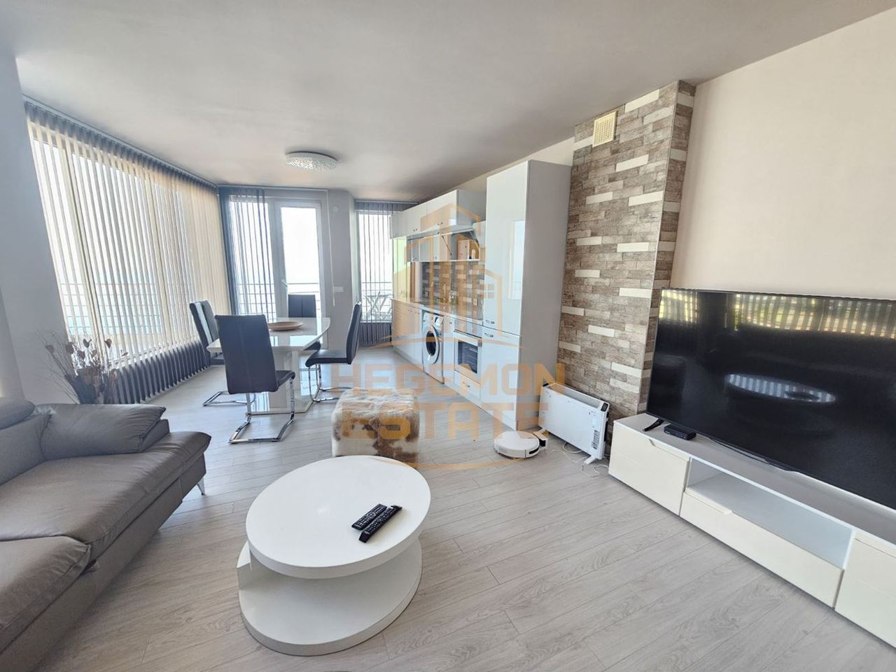 Продава се Двустаен апартамент в Балчик - 65 кв.м за 2077 €/кв.м - Снимка #6