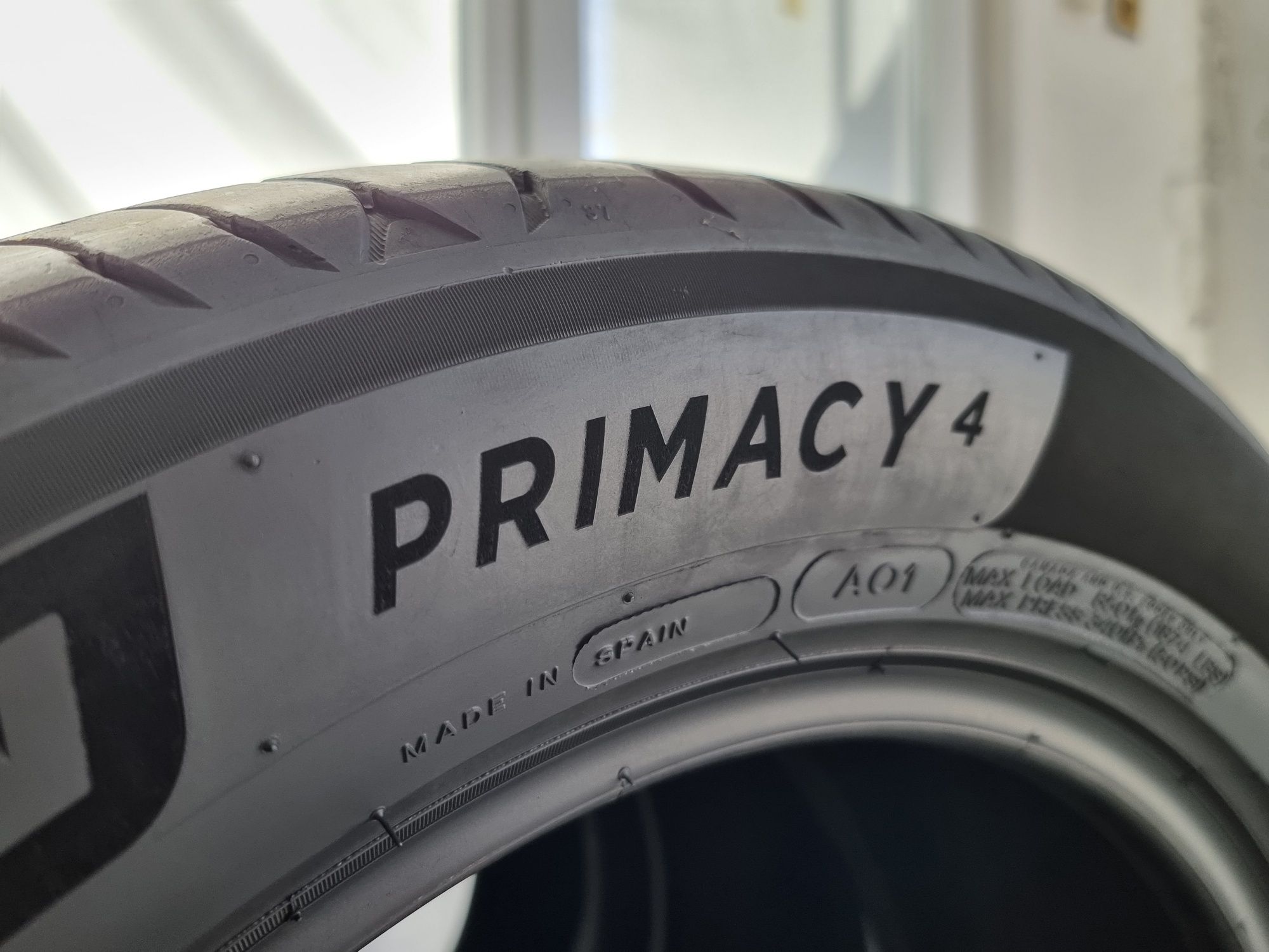 225/55/18 Michelin 4Броя: 260лв 6.0мм