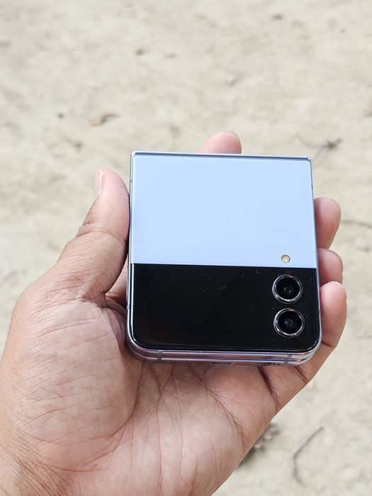 Samsung  flip 4 256gb