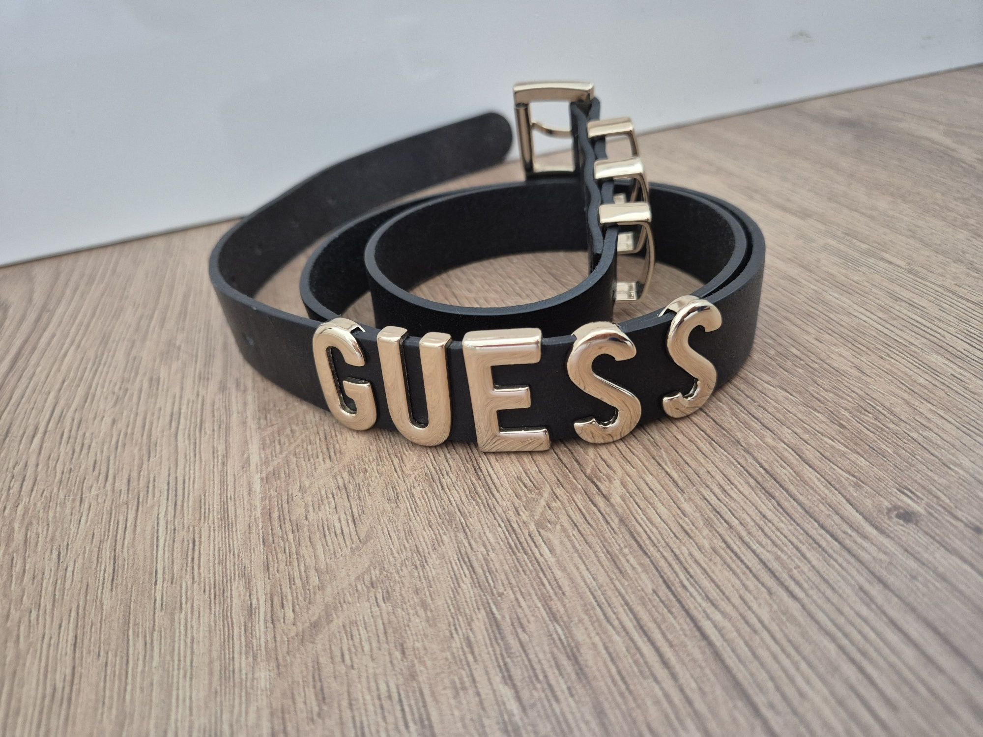 Колан Guess естествена кожа