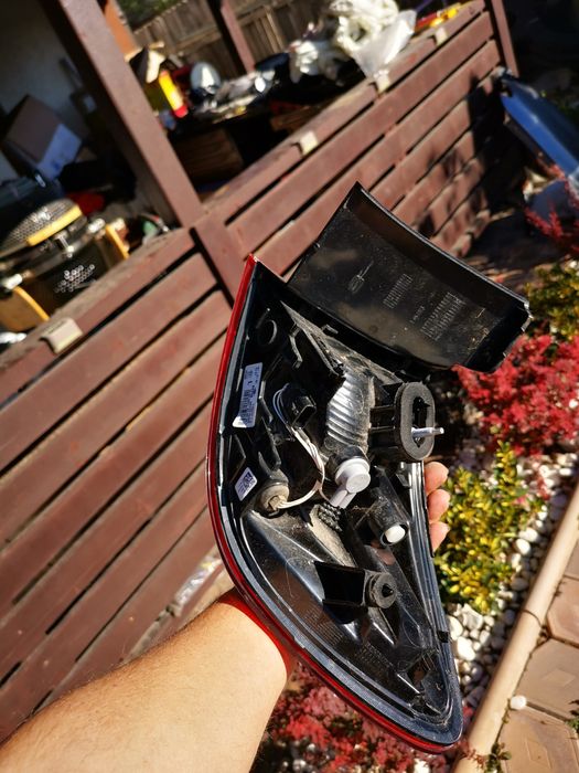 Stop stanga pe aripa Renault Clio 5 2020/2021/2022/2023