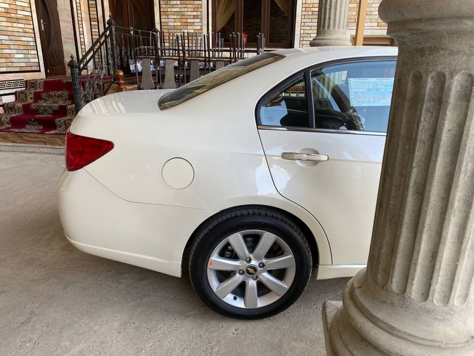 Srochno EPICA AVTOMOBIL. Sotiladi holati yangi