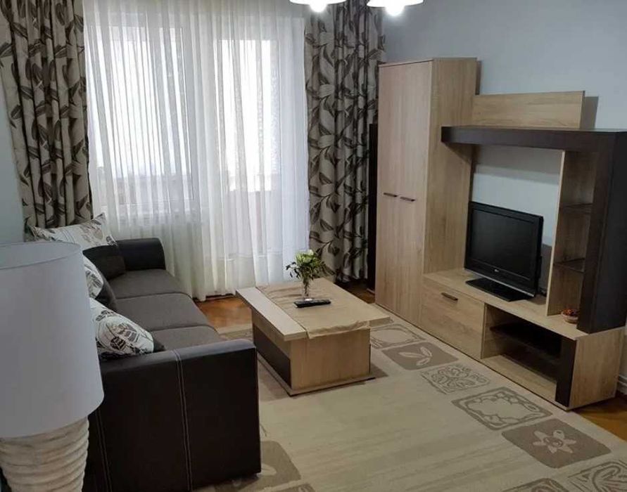 Дава се под наем Двустаен апартамент в Пловдив, Коматево - 60 кв.м за 255 € - Снимка #1