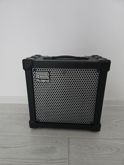 Amplificator chitara Roland Cube 20XL