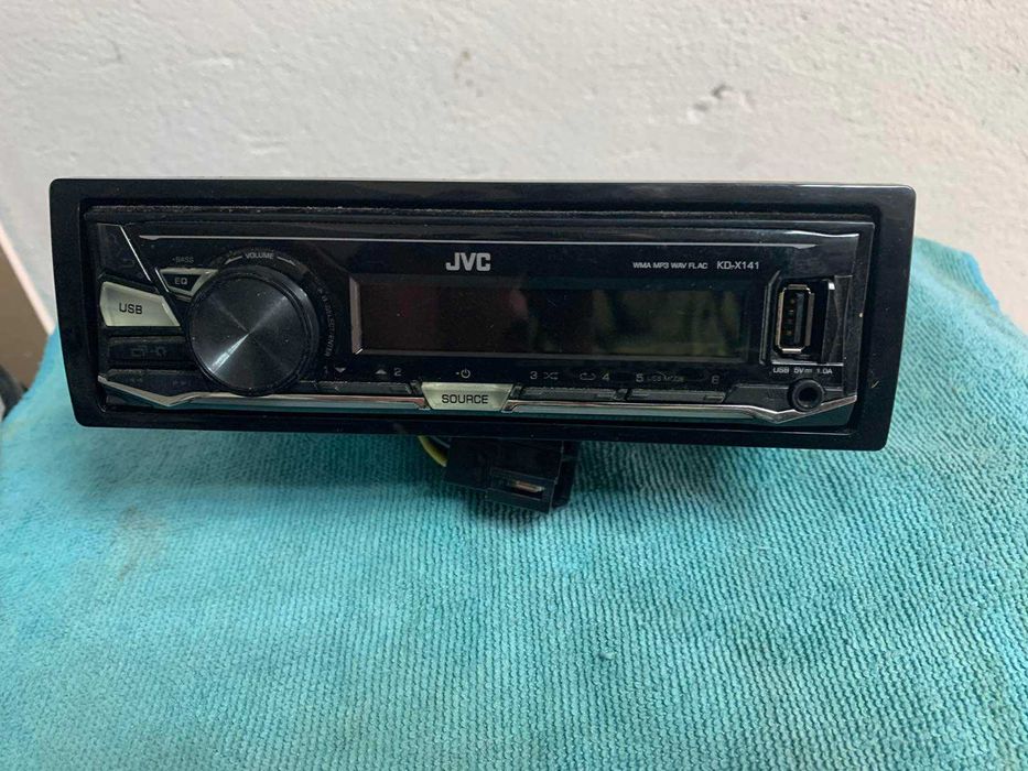 PLAYER Плеар с флашка JVC