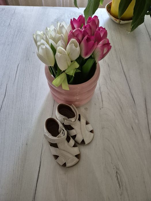 Маратонки ,сандали, обувки