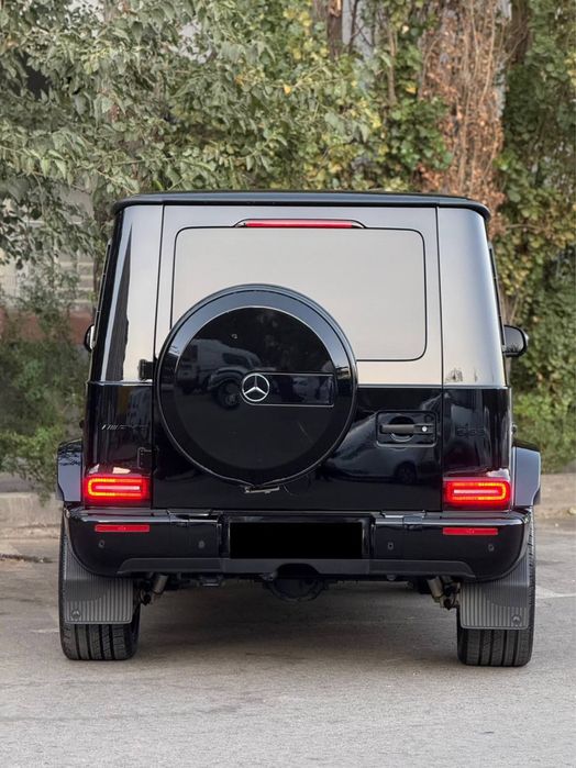 Bugun sotuvmizda Mercedes Benz G63