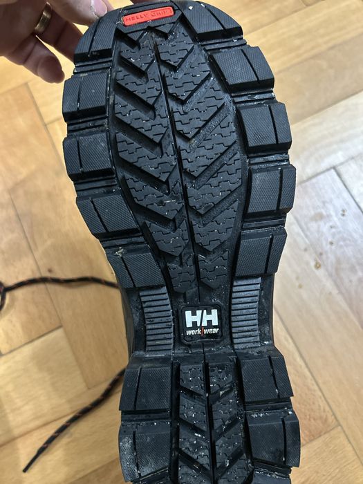 Bocanci helly hansen nr 40