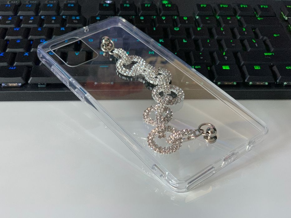 Husa cu bratara de mana si pietricele Samsung Galaxy S9, S9+, S9 Plus