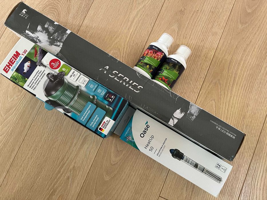 Acvariu pentru pesti complet echipat