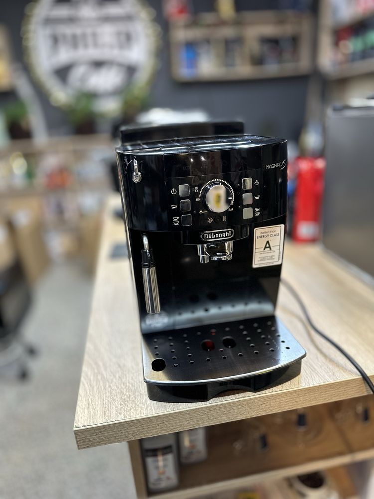 Espresor automat delonghi revizionat