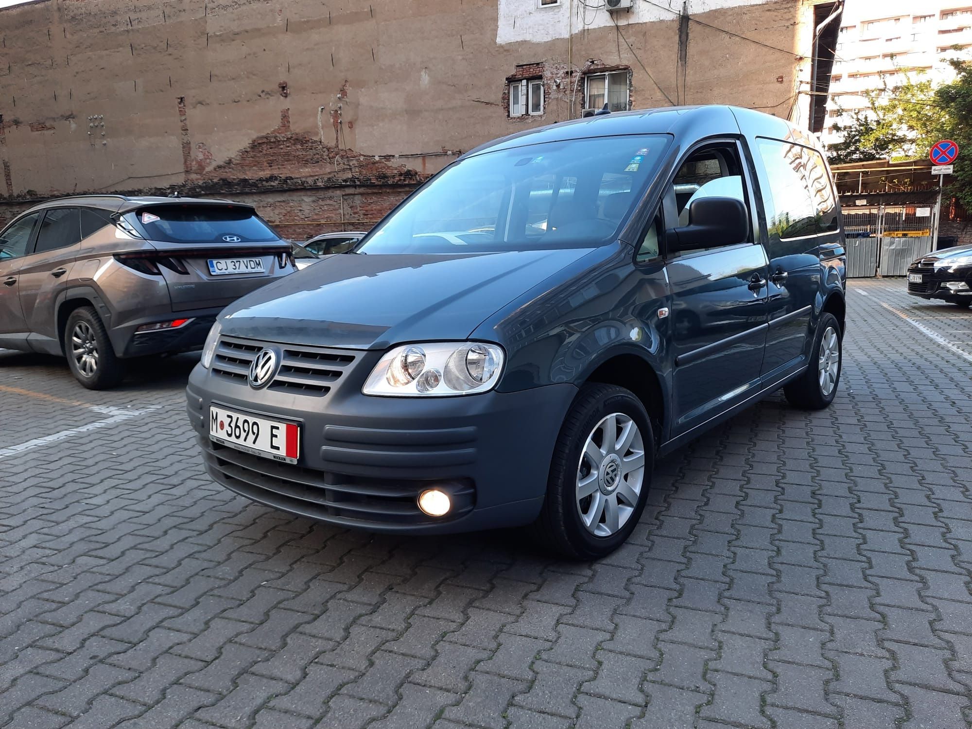 Volkswagen Caddy 2.0 TDI 140 cp 7  locuri