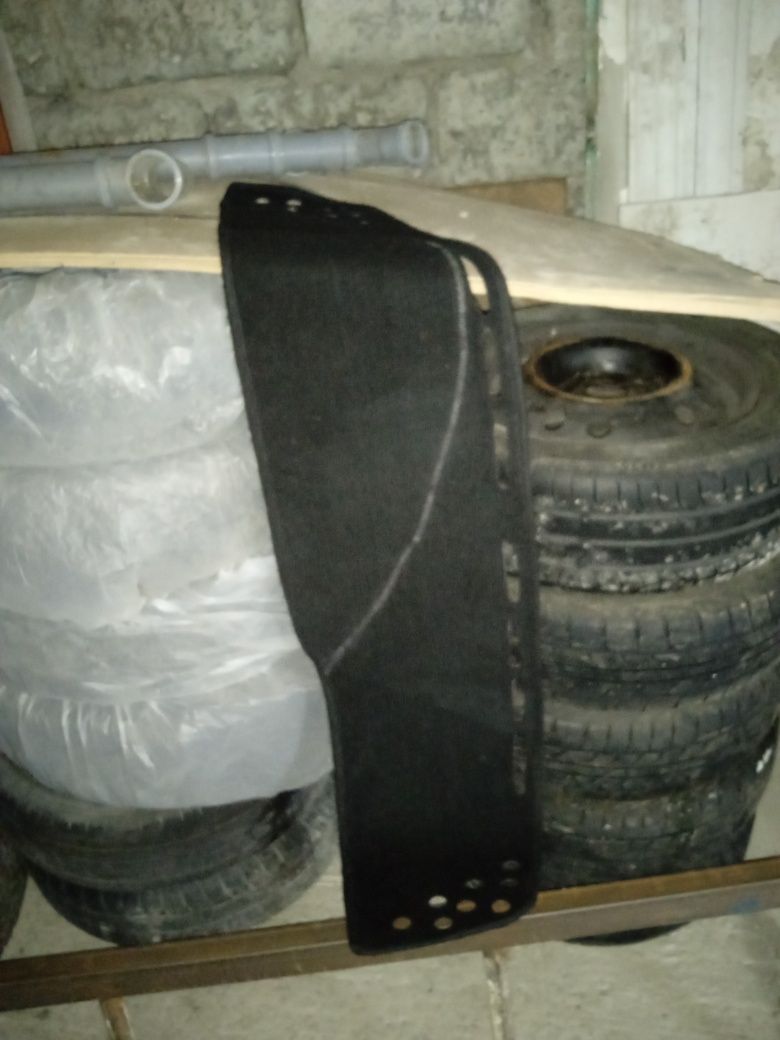 Продам 5 штук шины