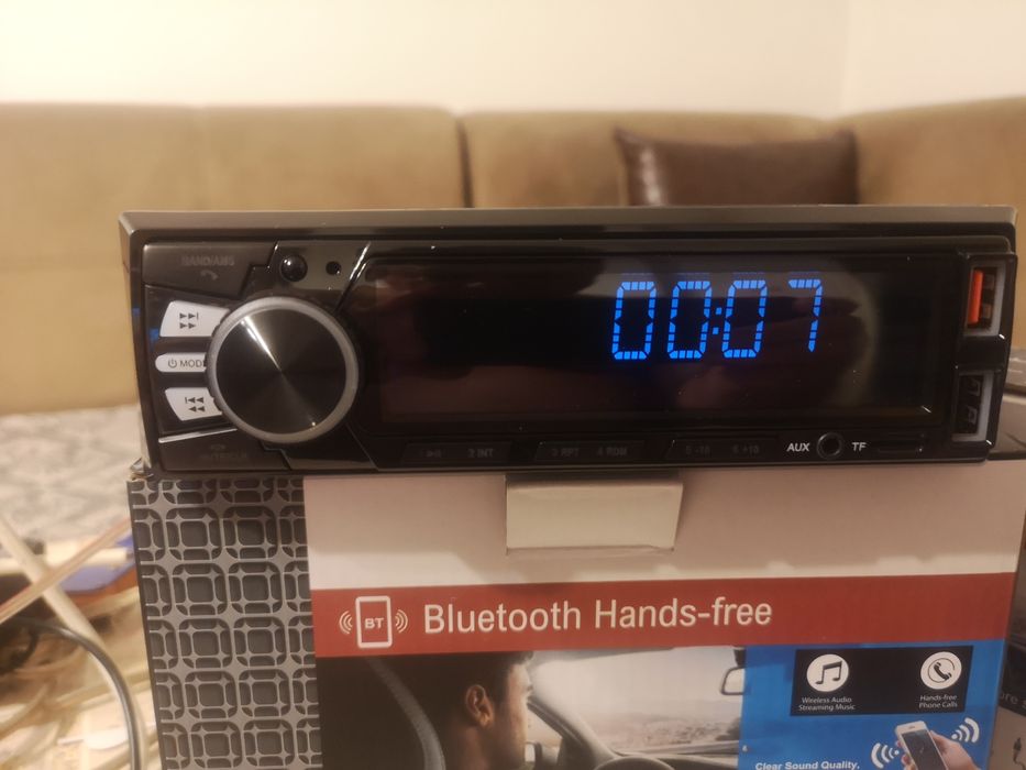 Качественно Авто радио с блутут (alpine sony pioneer jvc kenwood}