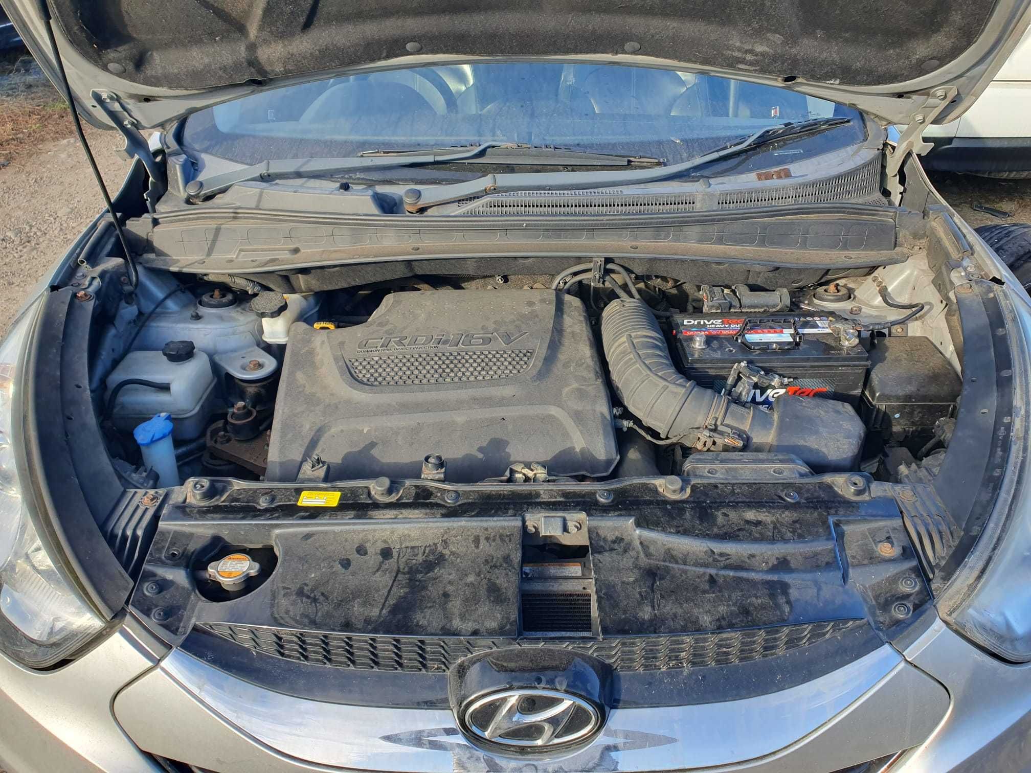 Dezmembrez Hyundai IX35 2.0CRDI 4WD 2010