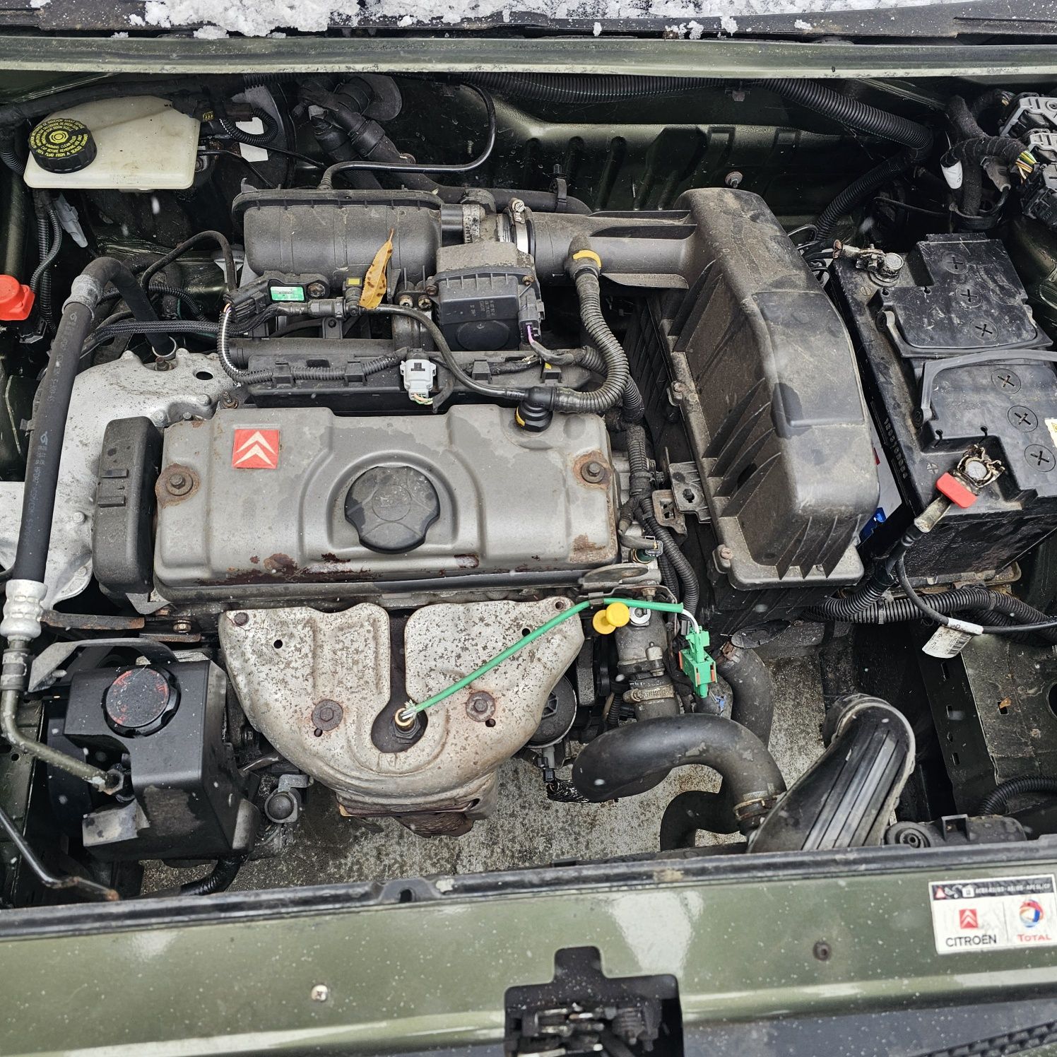 Citroën Berlingo 1.4 90k.s бензин. 2006г
На части само.