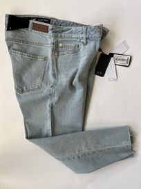 AIX Armani Exchange : J16 Boyfriend - НОВИ 29/ - Дамски модел Оригинал