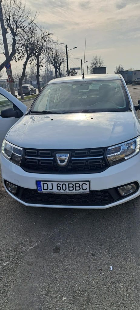 Vând Dacia Logan 2020