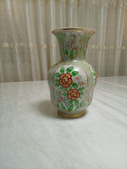 Ваза 35 см.кадимги.чинни.500000 сум