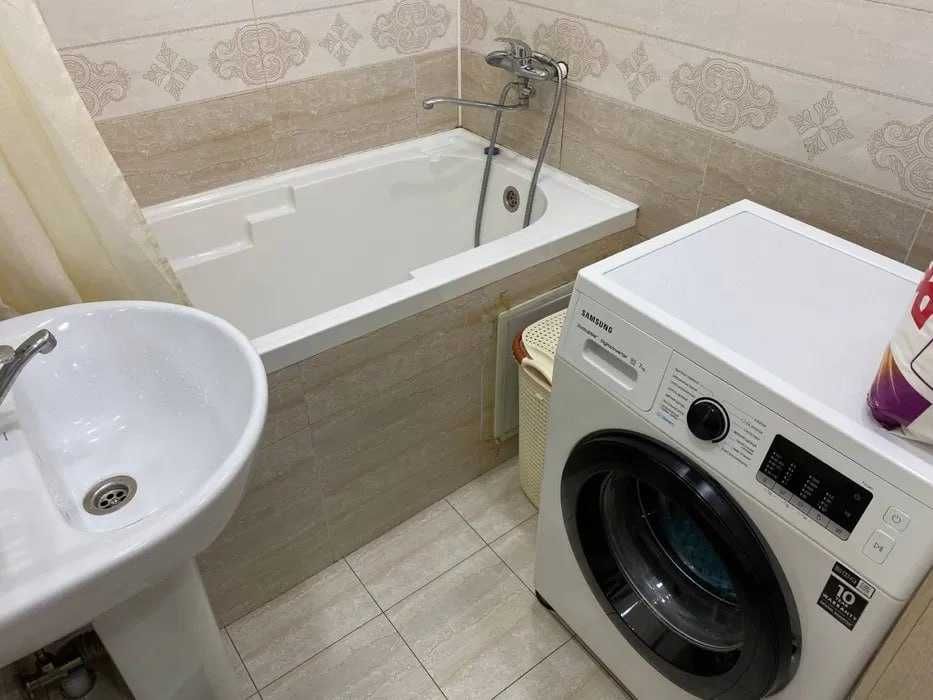 СРОЧНО !!! Продается квартира в Яшнабаде 2/3/4 (50 кв/м ) Авиасозлар 4