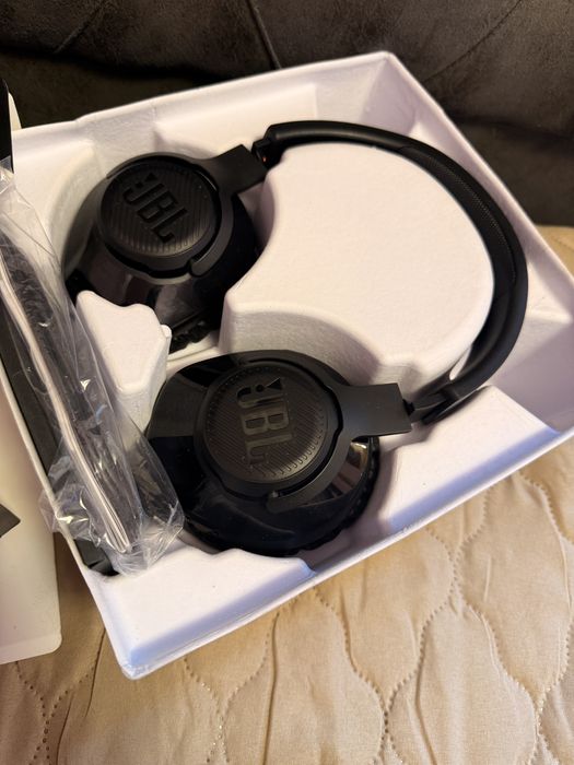 Casti de gaming , 2 perechi sony  si jbl , impecabile la cutie