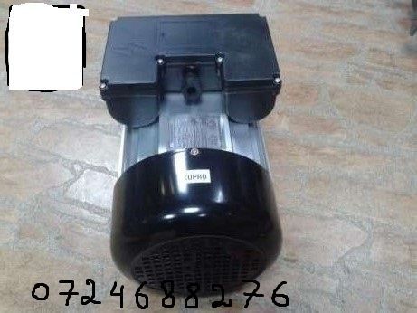motor electric 4 kw la 220v pornire in sarcina bobinaj din cupru,urgen