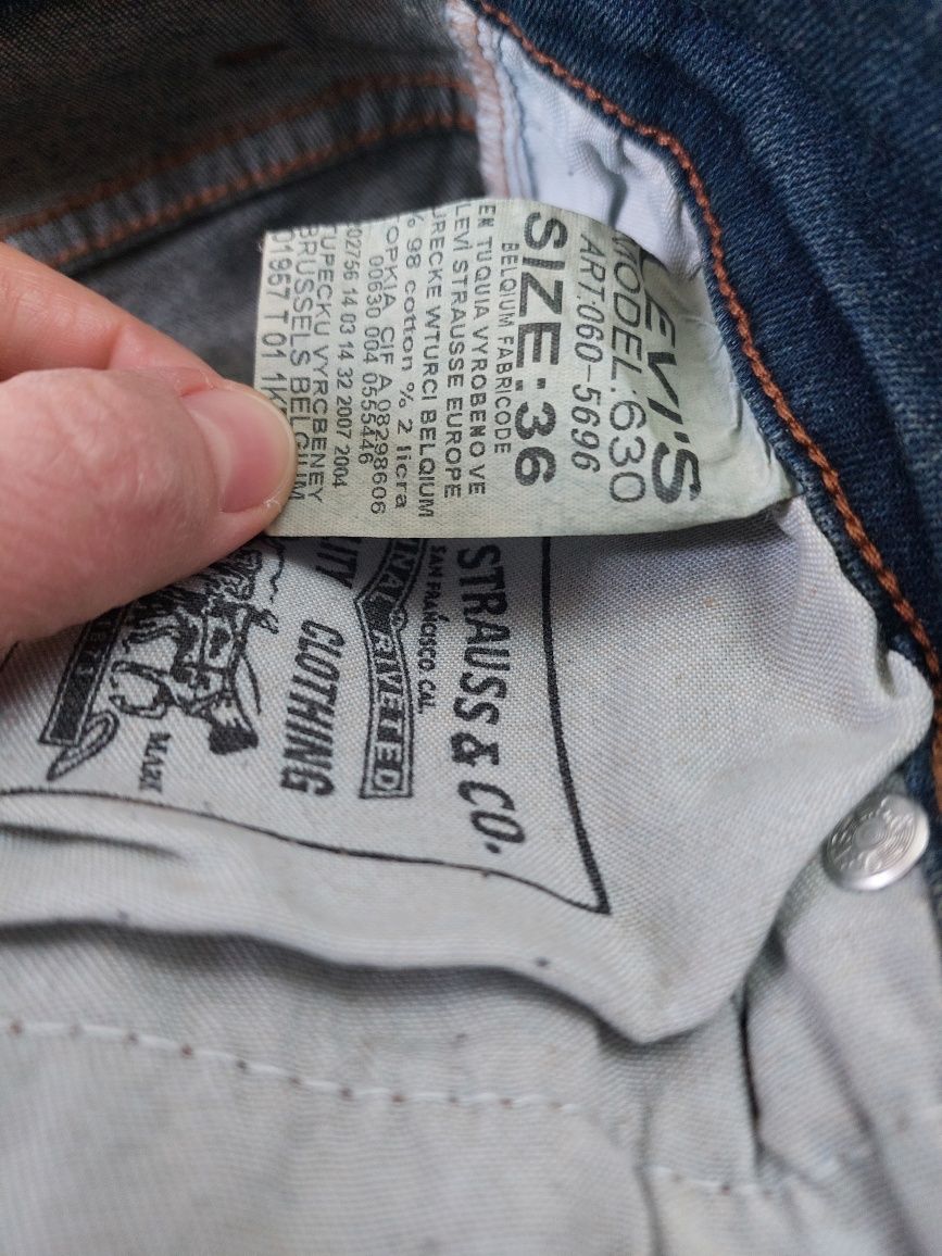 продам мужские джинсы