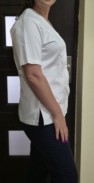 Costum medical asistenta