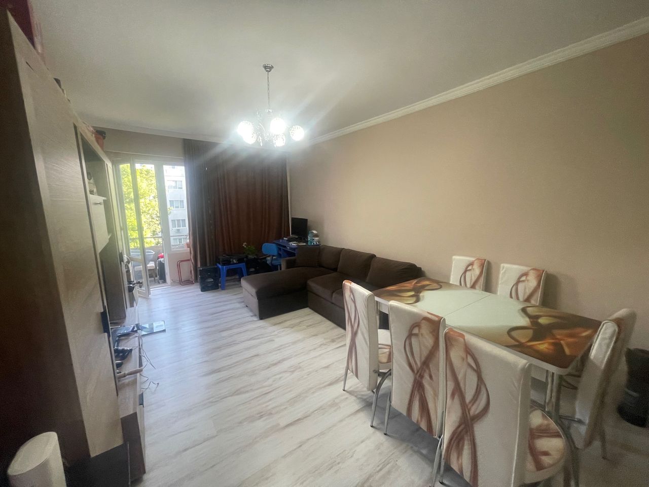 Продава се Тристаен апартамент в Плевен, Сторгозия - 75 кв.м за 1500 €/кв.м - Снимка #1