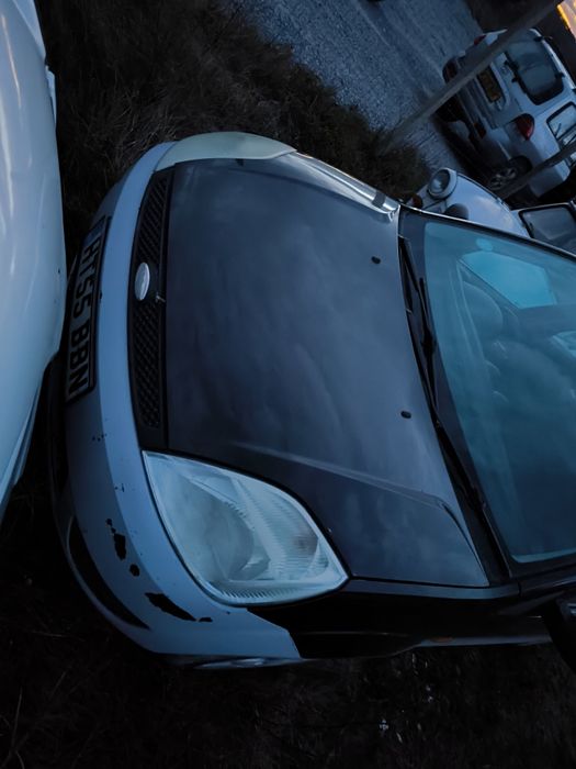 Форд фиеста на части,бензин