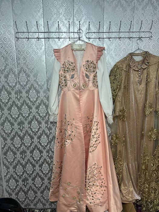 Kelin ansambl sotiladi