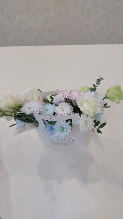 Гүл сатылады (бу)