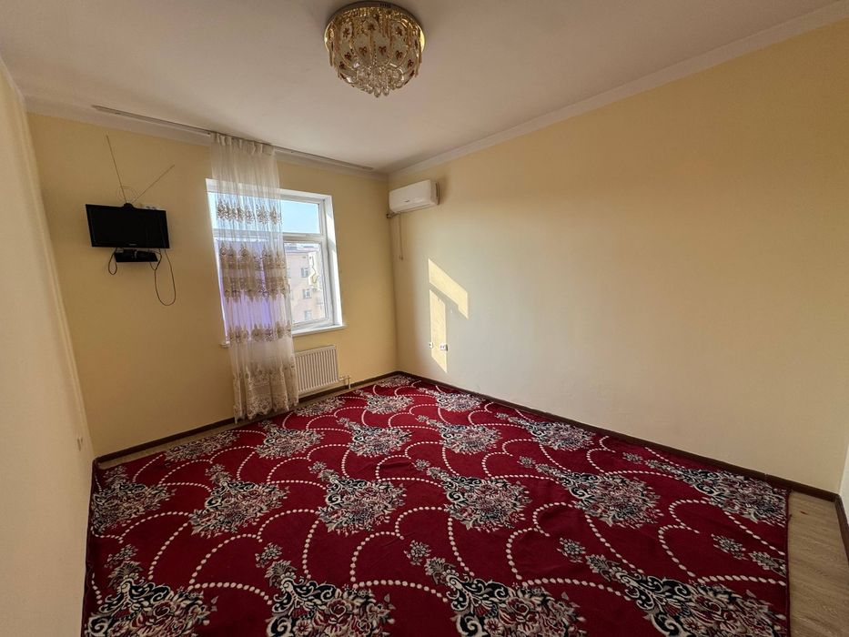 7-мкр.да жойлашган 1 хонали квартира ижарага берилади ОИЛАГА узок мудд