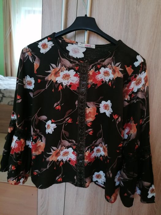 Bluză dama cu mânecă trei sferturi