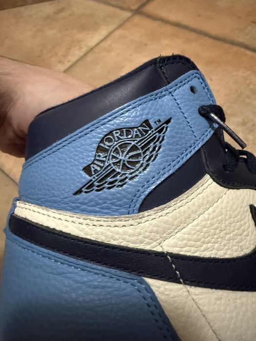 Air Jordan 1 Retro High “Obsidian”