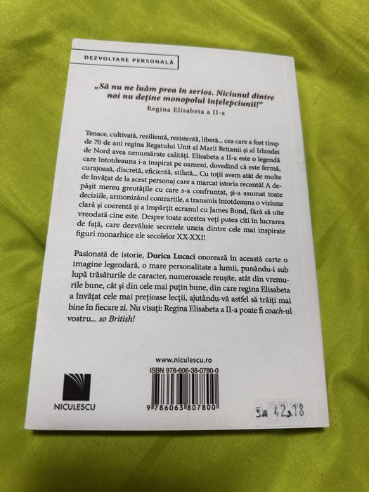 Carte Actioneaza si gandeste ca Regina Elizabeta a II-a