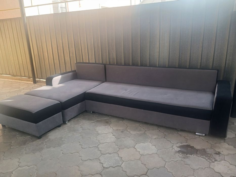 Угловой диван.(раскладной)