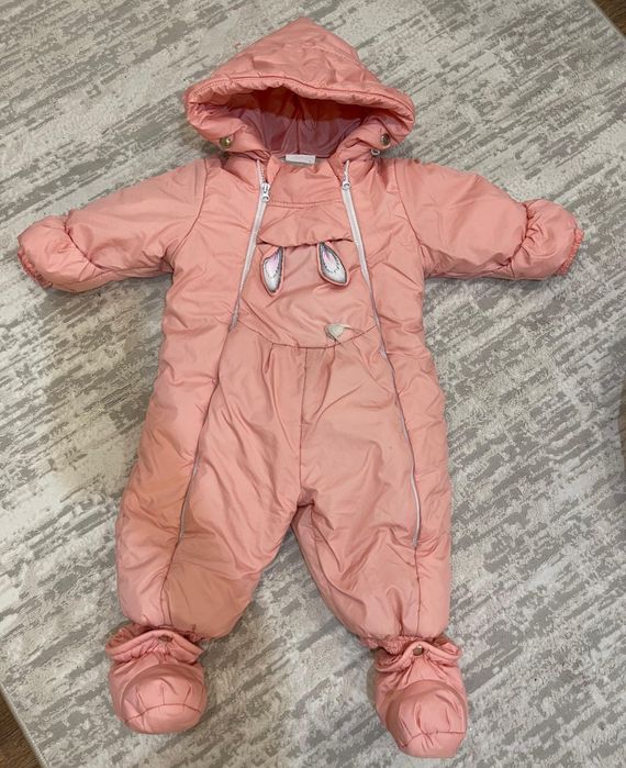 Продам комбинезон на девочку