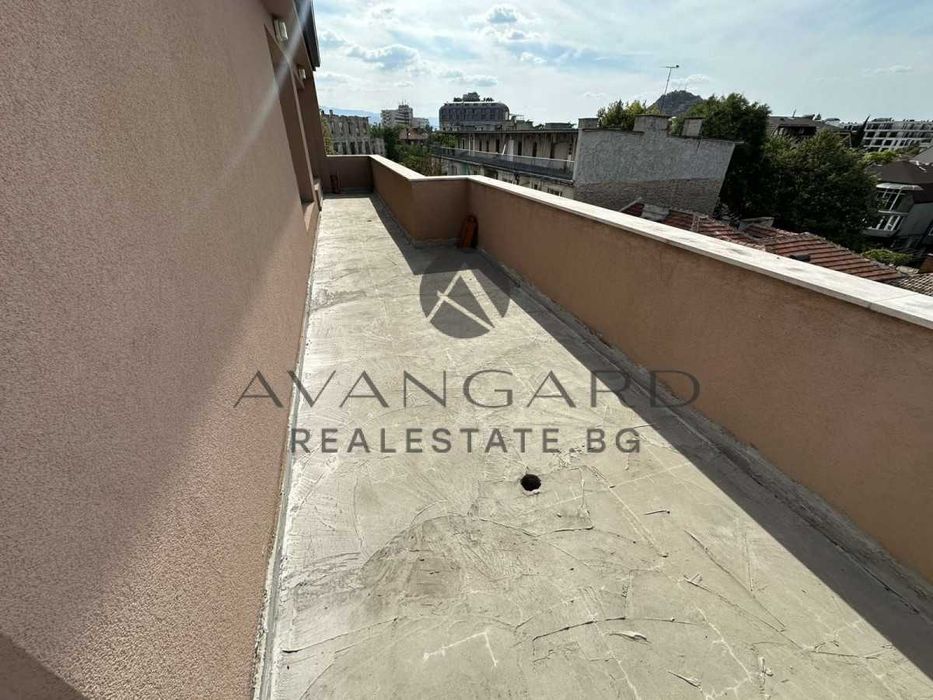 Продава се Тристаен апартамент в Пловдив, Център - 99 кв.м за 1958 €/кв.м - Снимка #7