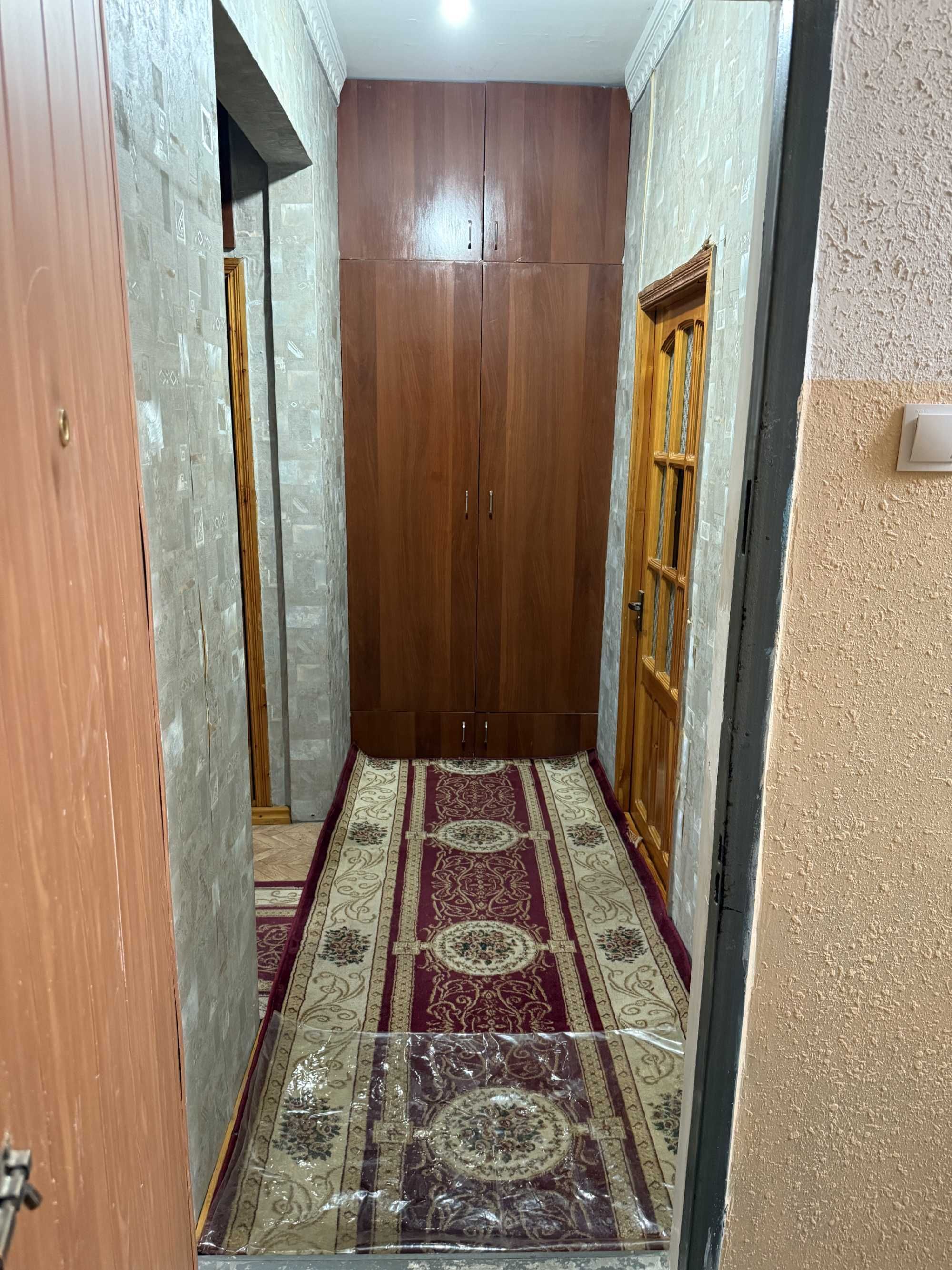 Продается 2/3/4 Кара-камыш 2/1 Парк Галаба. Мебелем,быт.техникой.Своя.