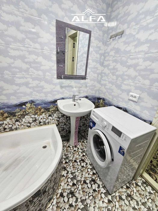 buxoroda kvartira uy xonadon sotiladi 1 xonali 44m² 4-qavat.