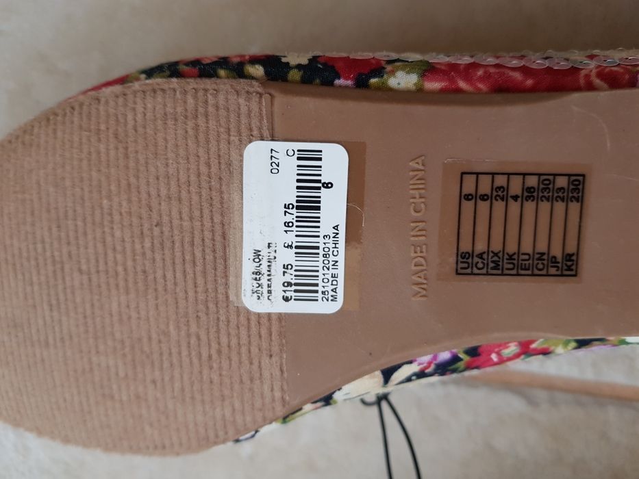 Balerini dama Forever 21