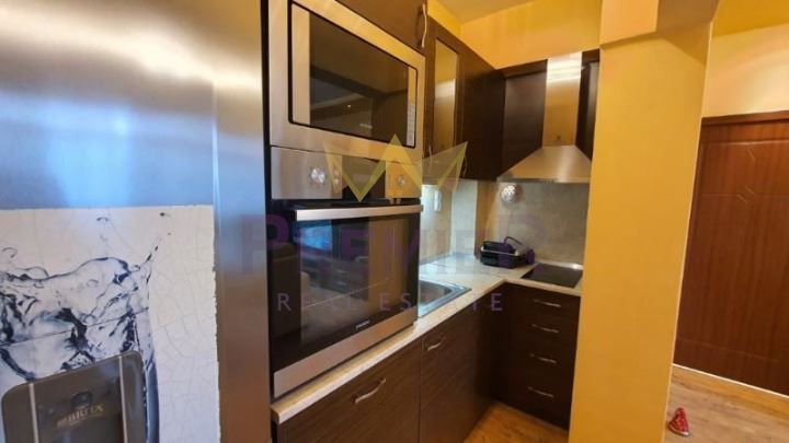 Дава се под наем Двустаен апартамент в Варна, Общината - 60 кв.м за 612 € - Снимка #1