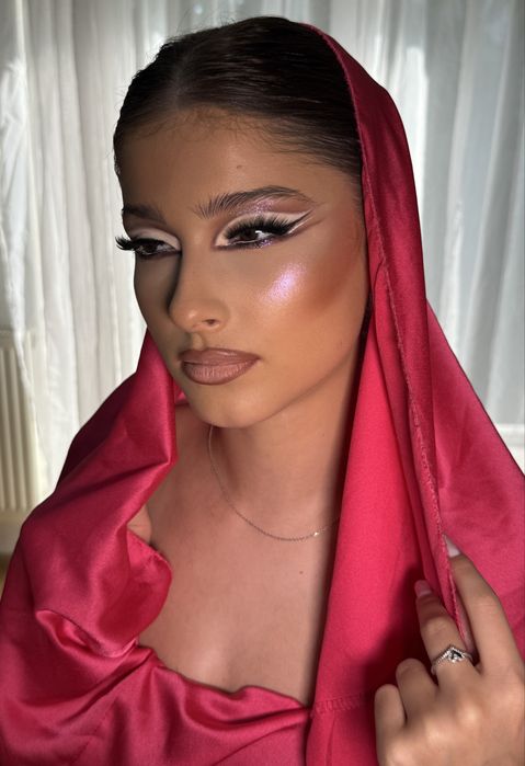 Make up 150 de lei