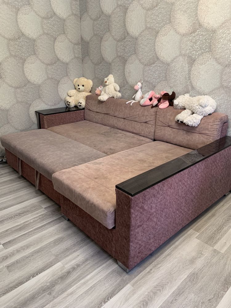 Продам мягкий уголок Диван-кровать