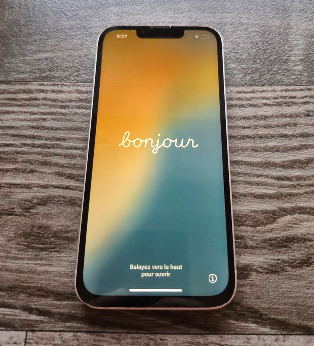 iPhone 13 256GB Неразличим от нов