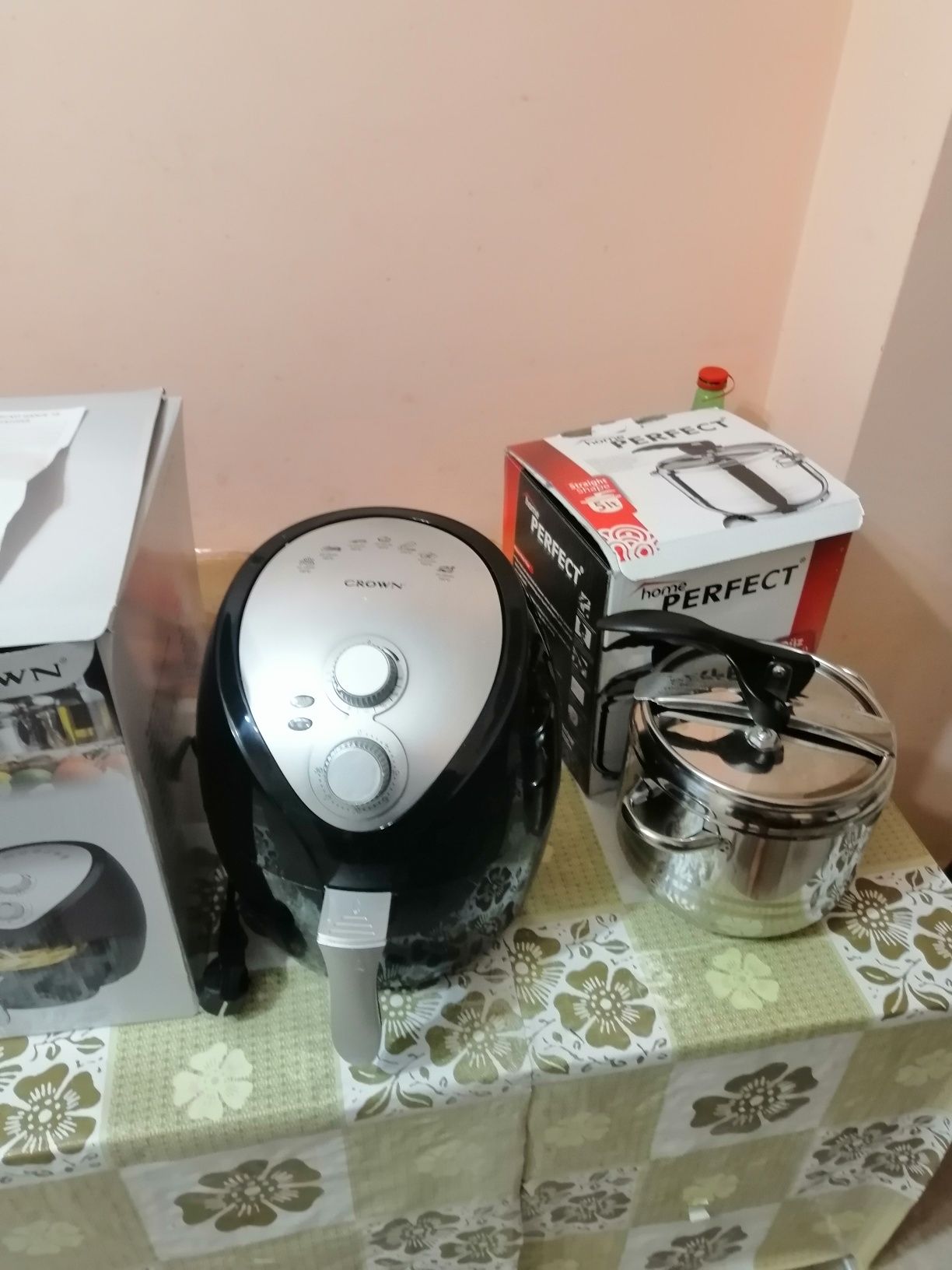 Продавам еърфраер краун
