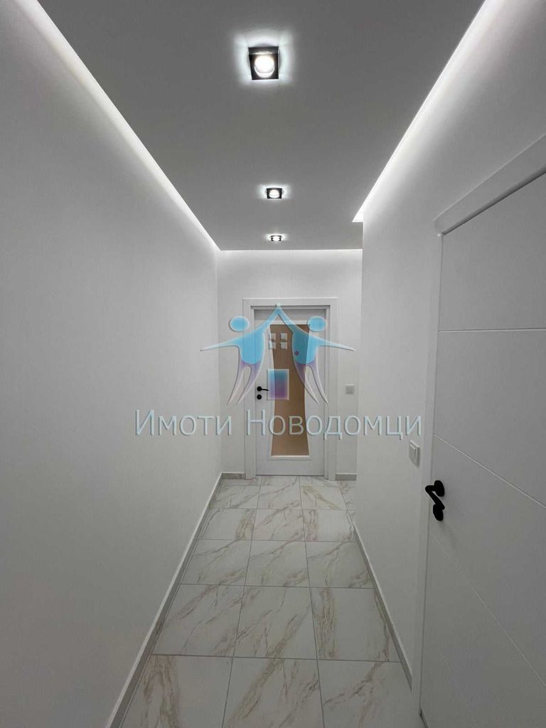 Продава се Двустаен апартамент в Шумен, Пазара - 60 кв.м за 1573 €/кв.м - Снимка #6