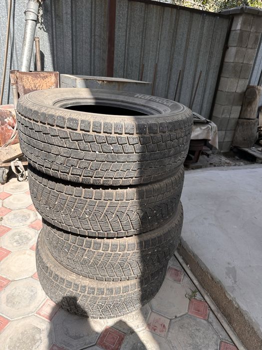 Продам Шины Hankook 265/65R17